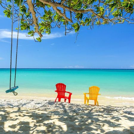 Sand And Tan Beach Hotel Очо-Риос Экстерьер фото