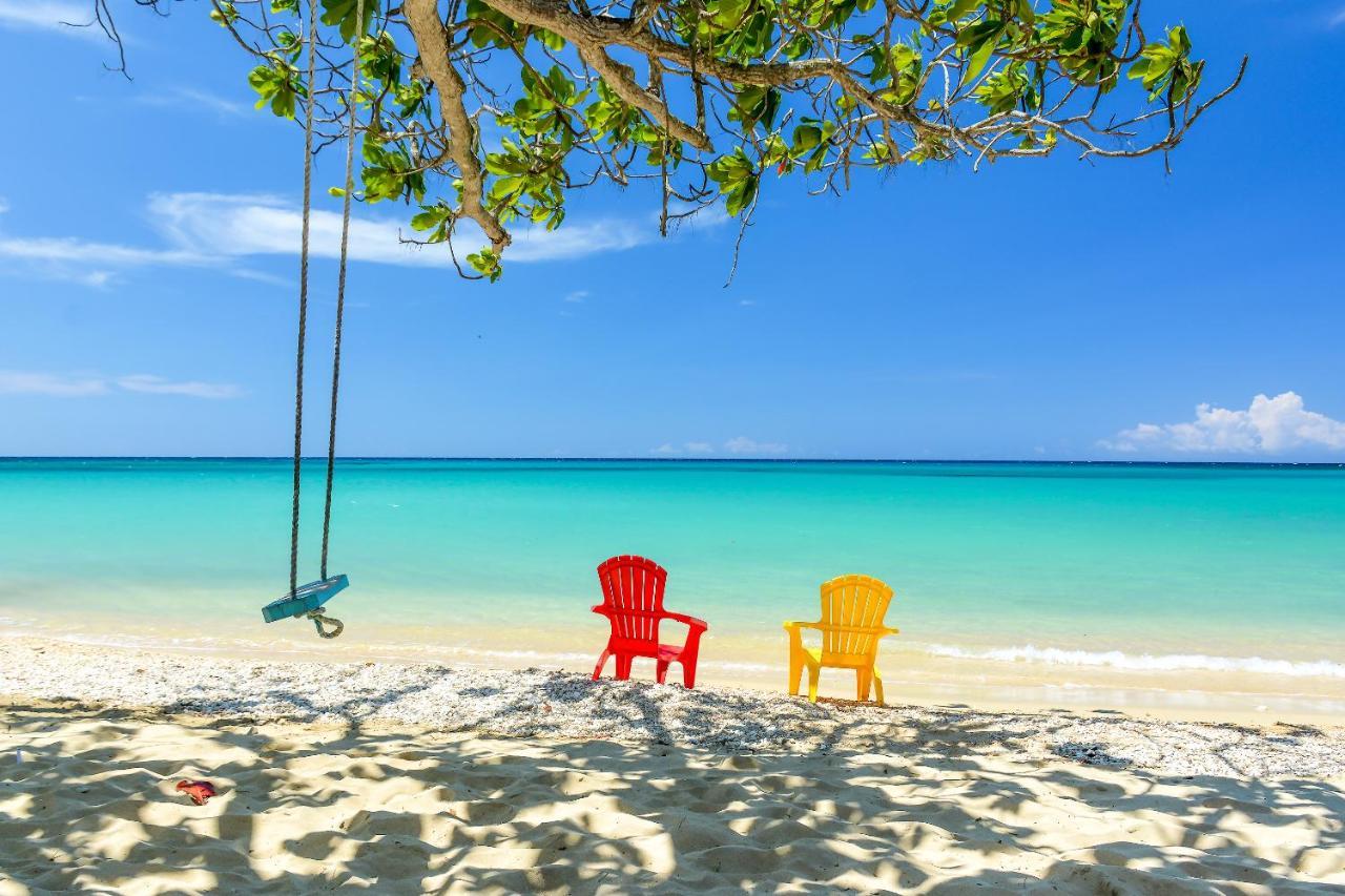 Sand And Tan Beach Hotel Очо-Риос Экстерьер фото