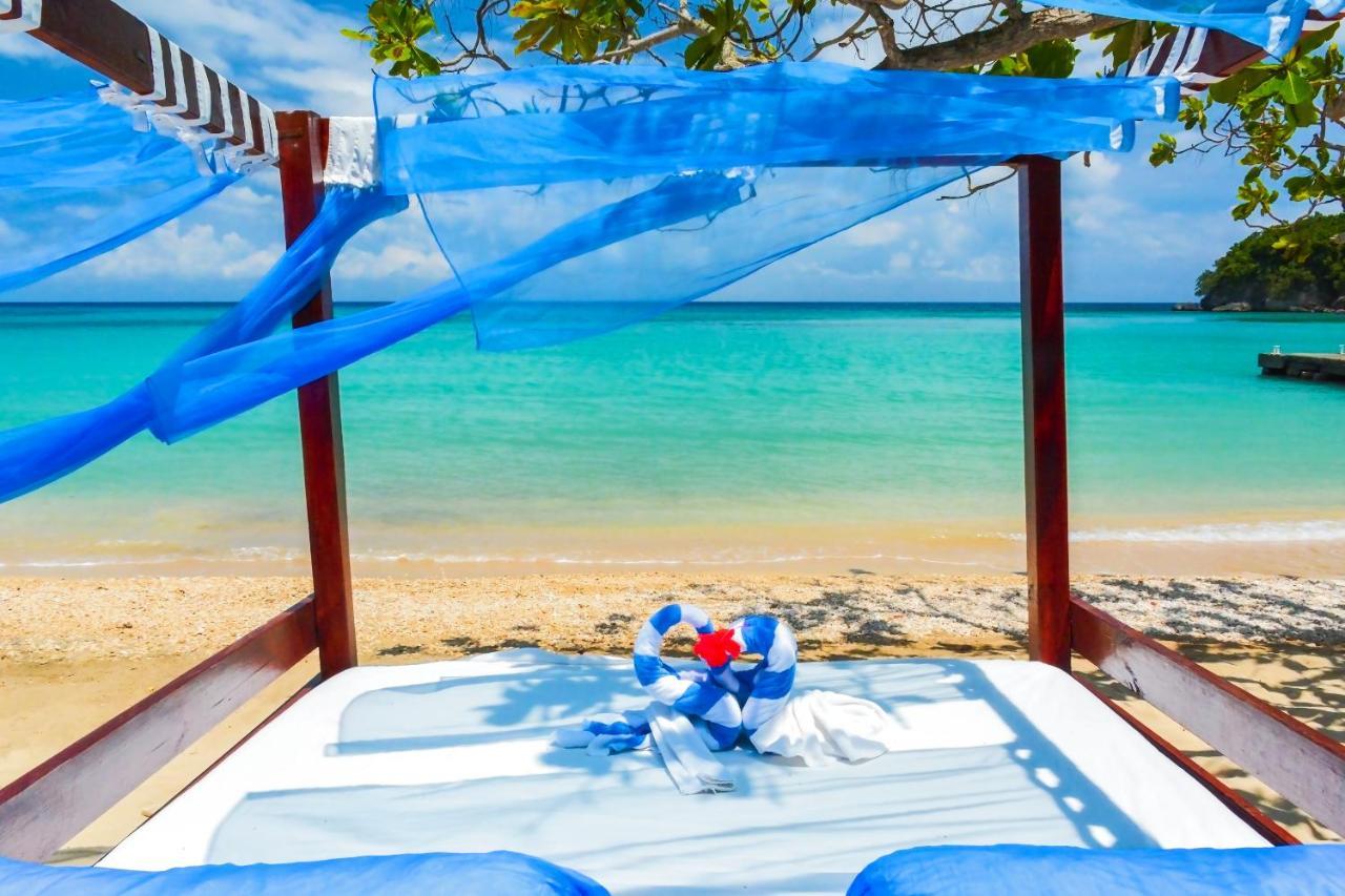 Sand And Tan Beach Hotel Очо-Риос Экстерьер фото