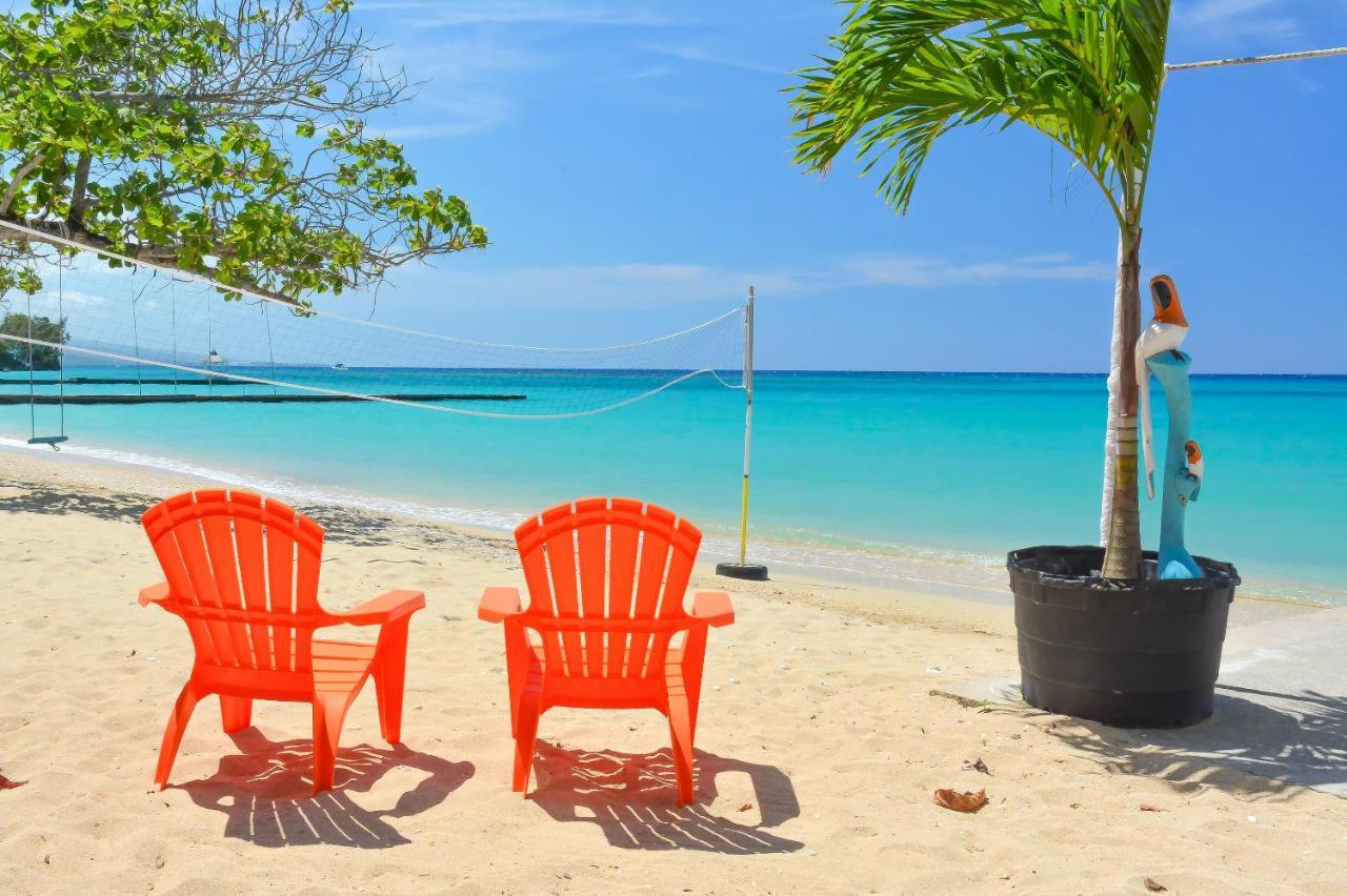 Sand And Tan Beach Hotel Очо-Риос Экстерьер фото